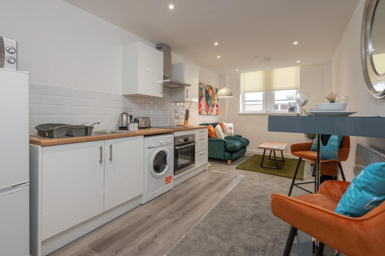 Thornhill House Serviced *