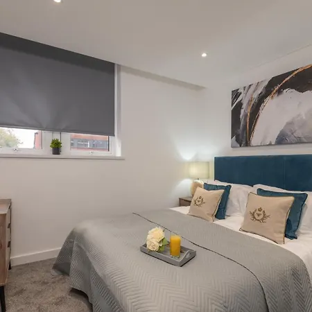 Thornhill House Serviced Apartments Wakefield Exterior photo