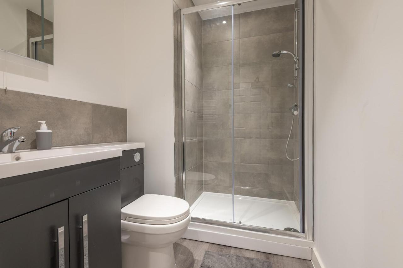 Thornhill House Serviced Wakefield