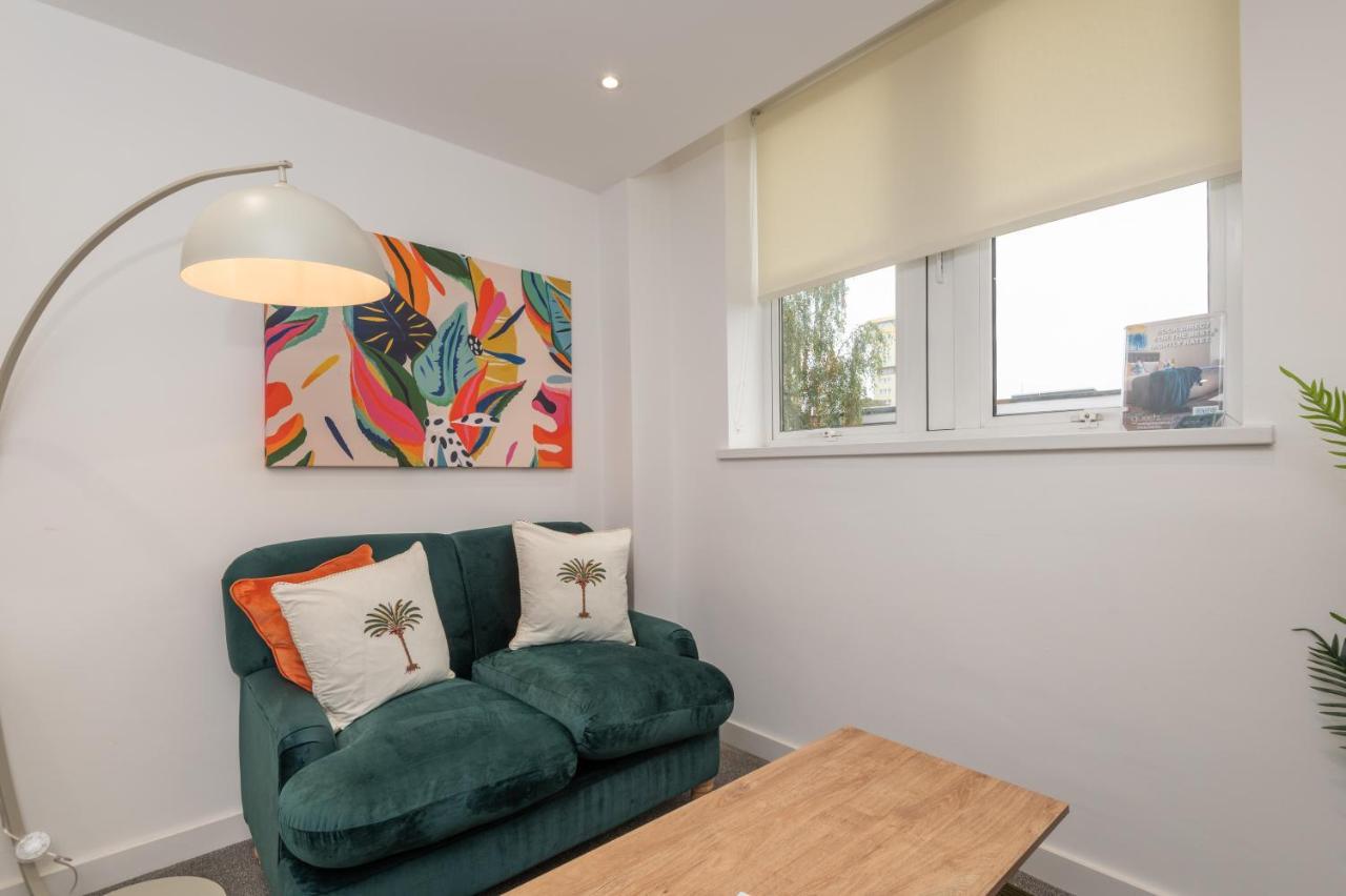 Apartment Thornhill House Serviced